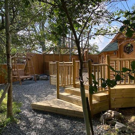 Craigshannoch Luxury 1 Bed Woodland Lodge Hot Tub Kintore Dış mekan fotoğraf